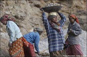 India woman workers