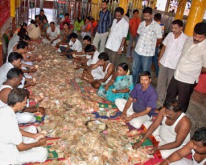 money counting temple