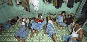 migrant_workers_mumbai_india_rtr2slo6_ah_54962