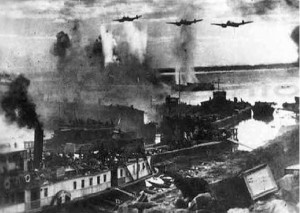 Stalingrad cityÊ harbour in Summer 1942.