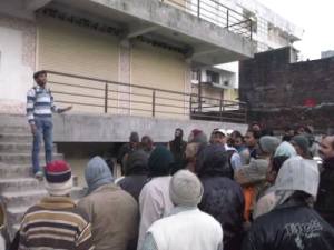 2014-12-11-GKP-Strike-Geeta-press-7